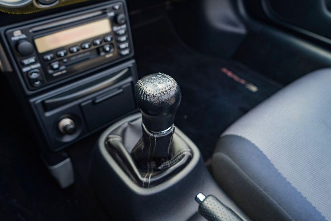 2001 Toyota MR2