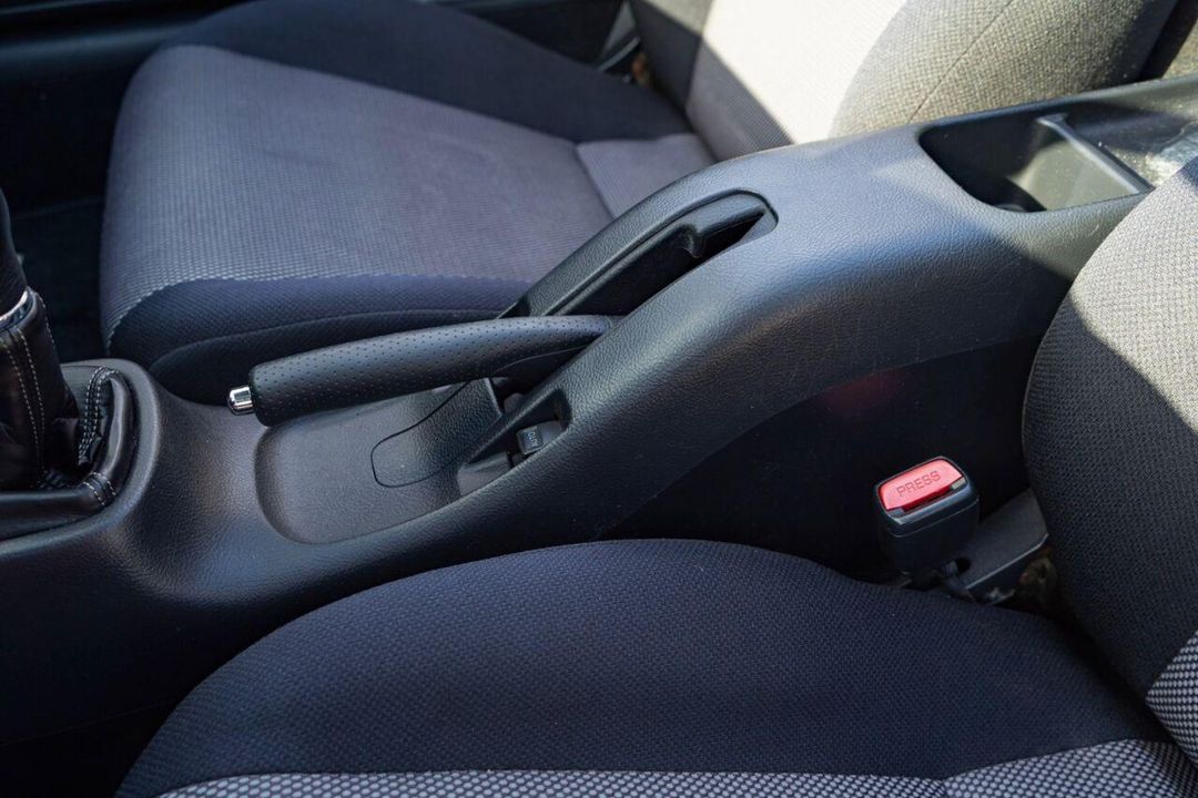 2001 Toyota MR2