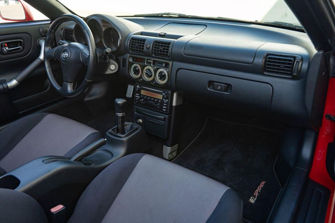 2001 Toyota MR2