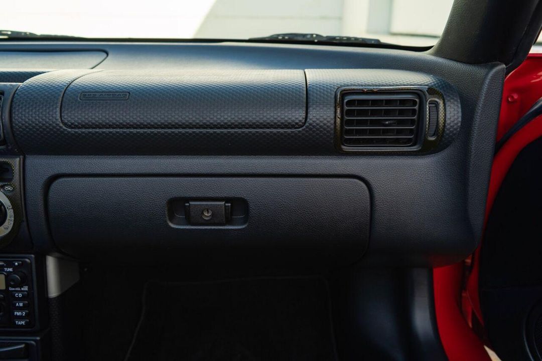 2001 Toyota MR2