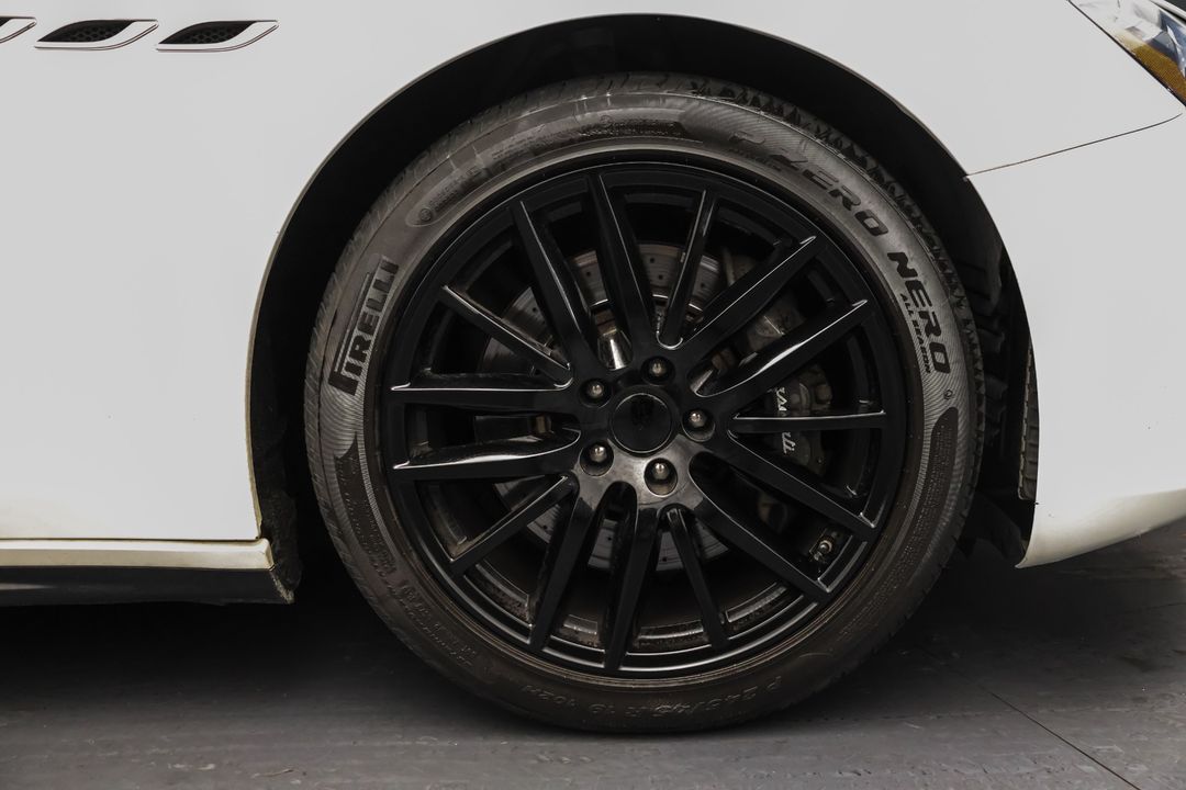 2014 MASERATI GHIBLI