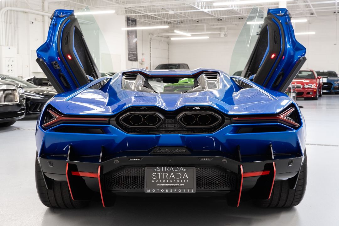 2024 Lamborghini Revuelto