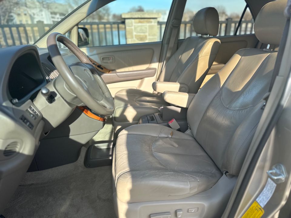2000 Lexus RX 300
