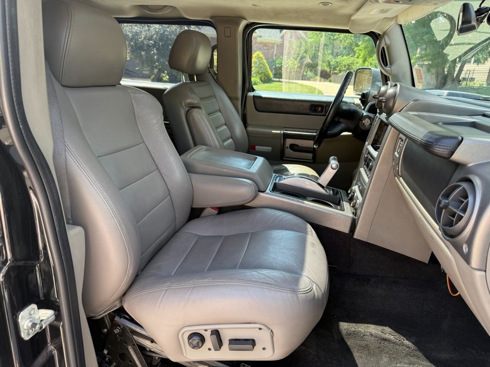 2004 HUMMER H2