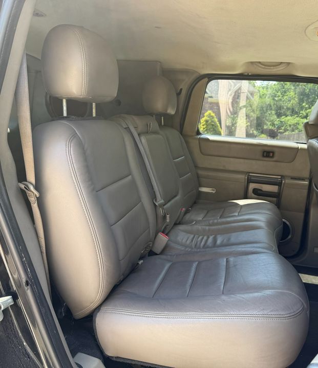 2004 HUMMER H2