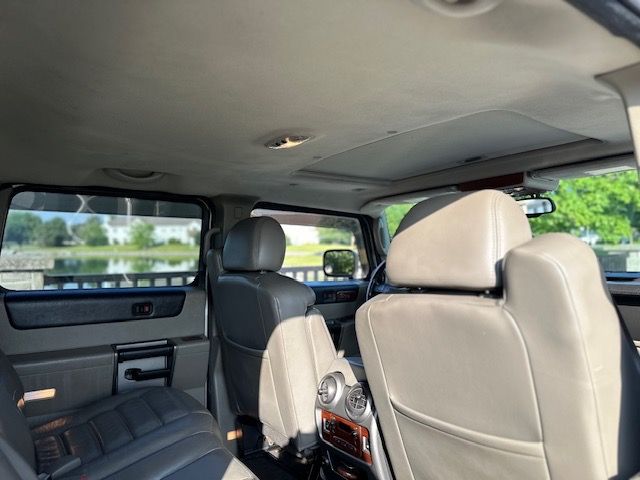 2003 HUMMER H2