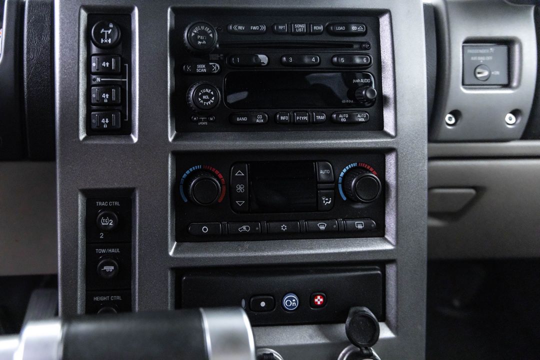 2003 HUMMER H2