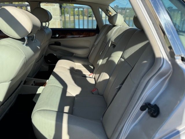 2002 Jaguar XJR