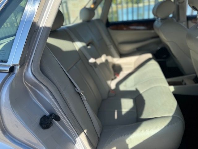 2002 Jaguar XJR