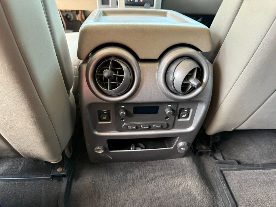 2004 HUMMER H2
