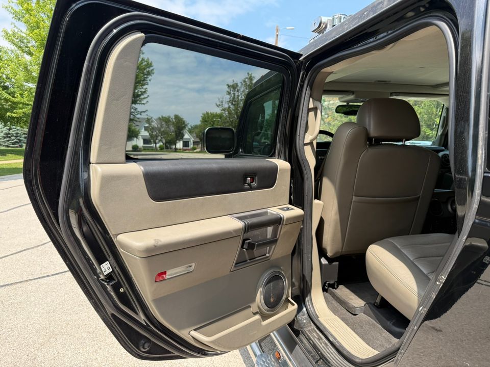 2004 HUMMER H2