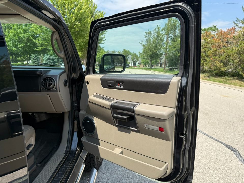 2004 HUMMER H2