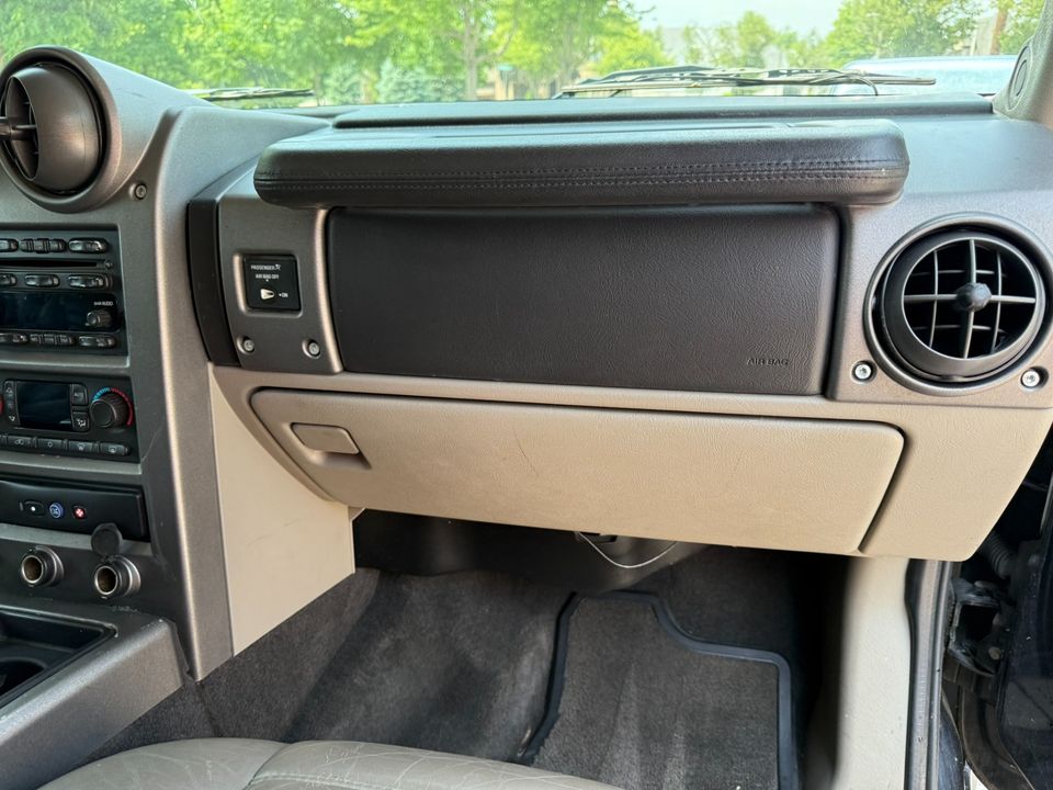 2004 HUMMER H2