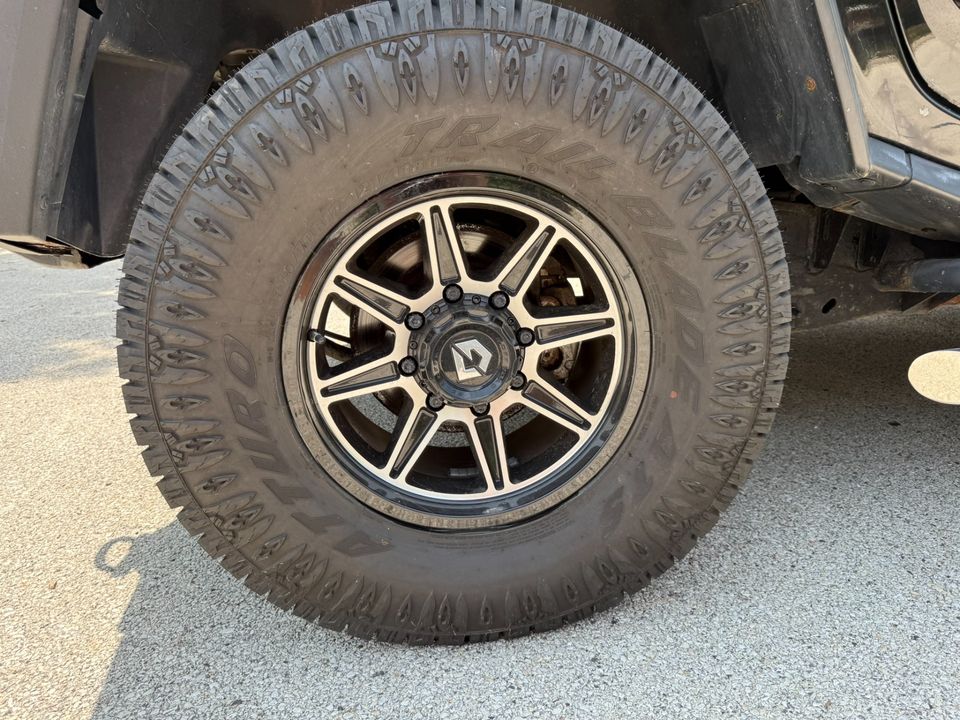 2004 HUMMER H2