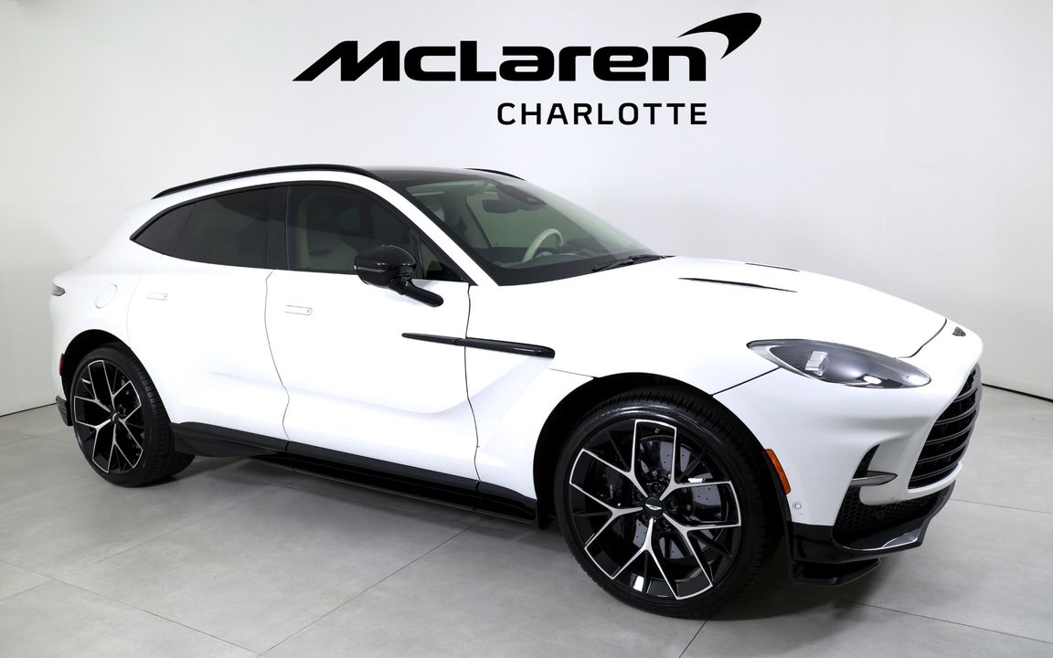 2025 Aston Martin DBX