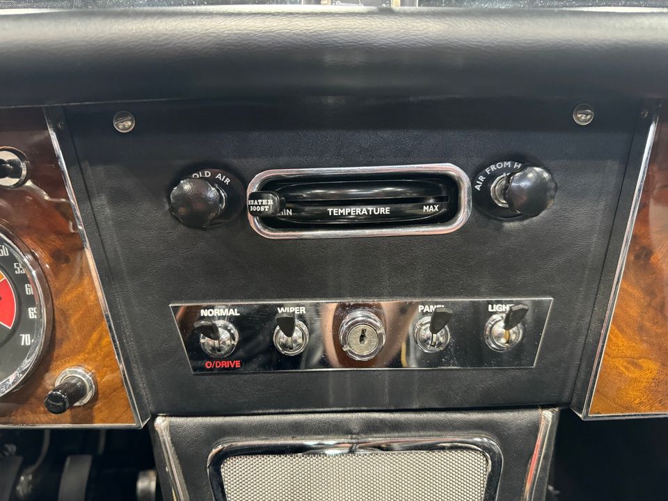 1965 AUSTIN HEALEY 3000 MKIII