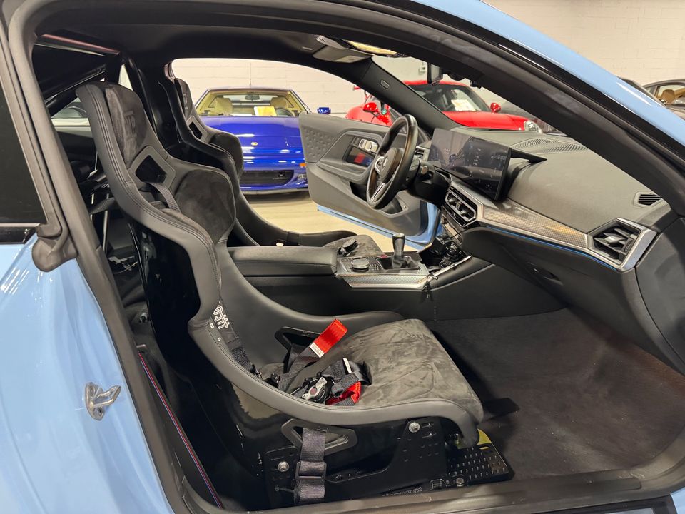 2023 BMW M2