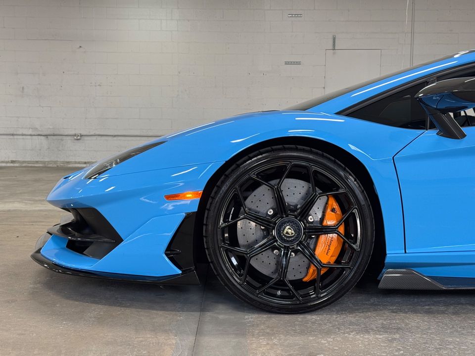 2020 LAMBORGHINI AVENTADOR