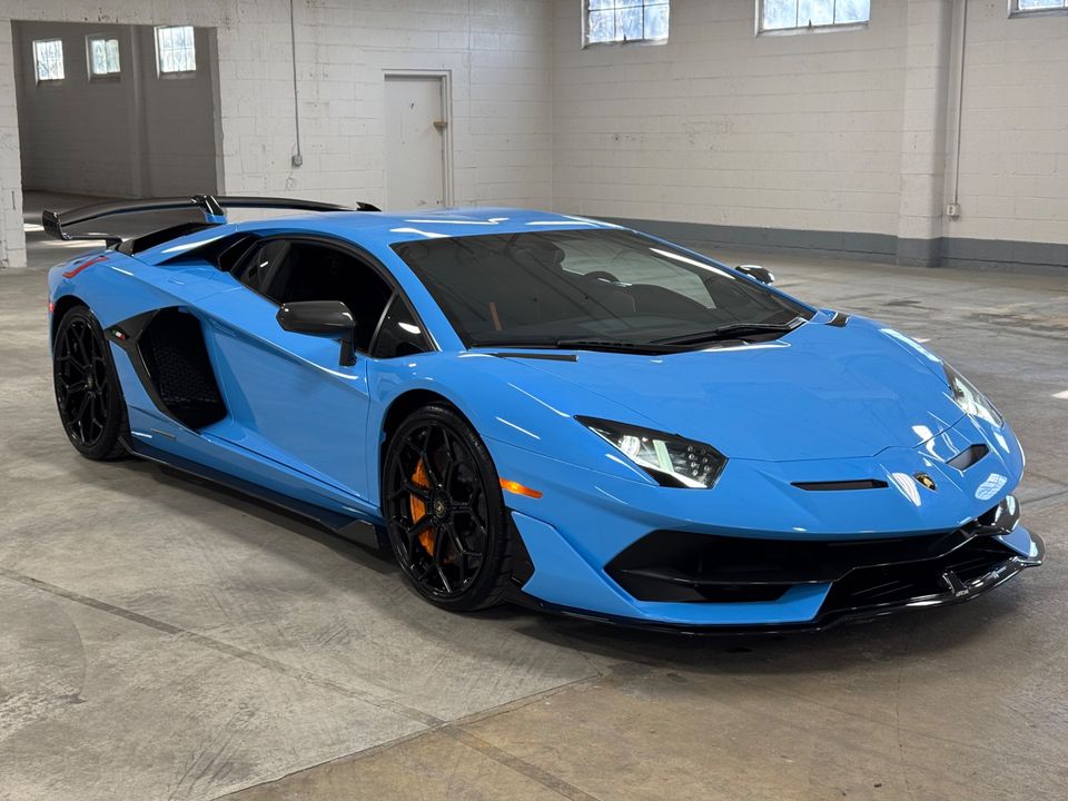 2020 LAMBORGHINI AVENTADOR