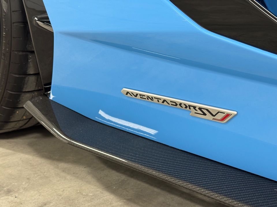2020 LAMBORGHINI AVENTADOR