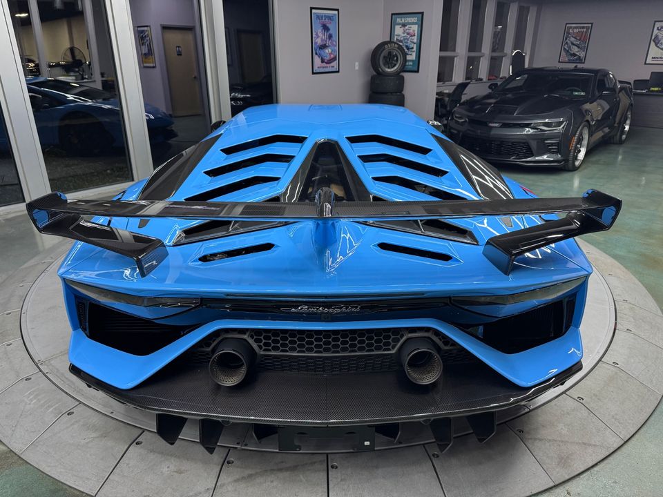 2020 LAMBORGHINI AVENTADOR