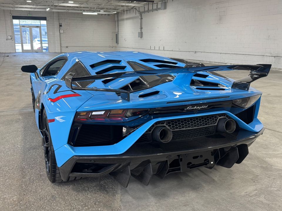 2020 LAMBORGHINI AVENTADOR