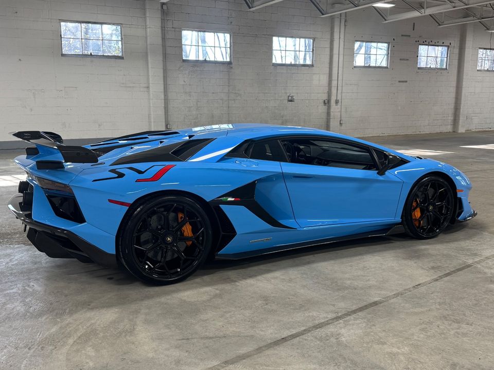 2020 LAMBORGHINI AVENTADOR