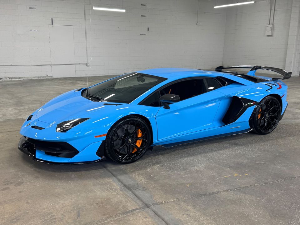 2020 LAMBORGHINI AVENTADOR