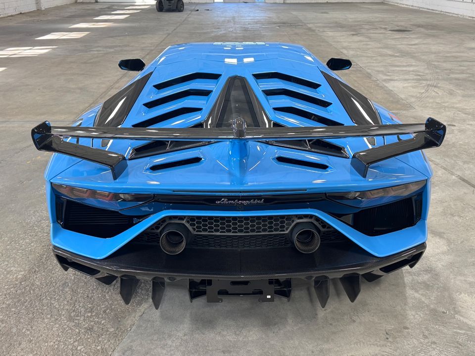 2020 LAMBORGHINI AVENTADOR