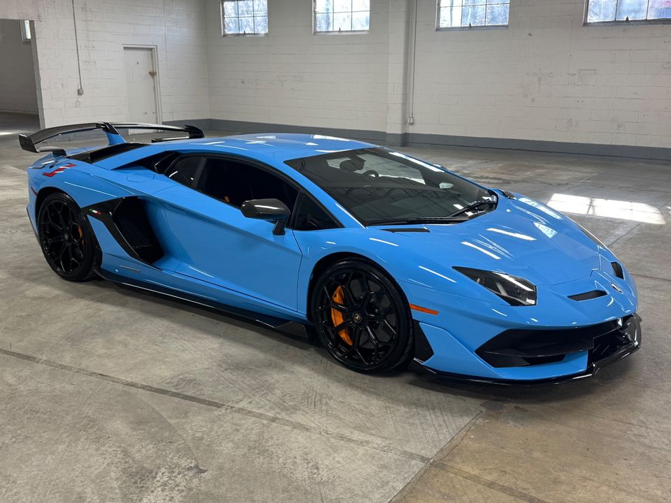 2020 LAMBORGHINI AVENTADOR
