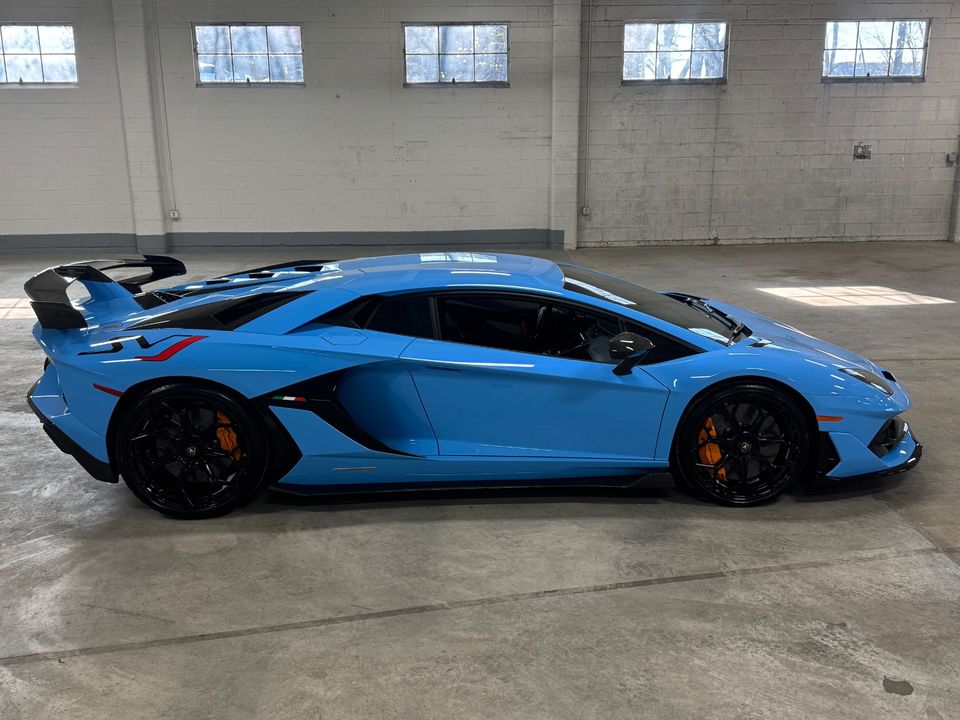 2020 LAMBORGHINI AVENTADOR