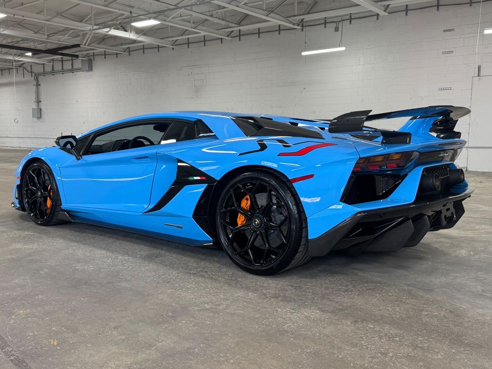 2020 LAMBORGHINI AVENTADOR