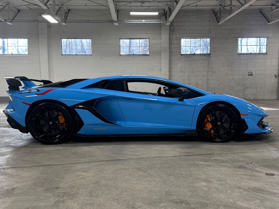 2020 LAMBORGHINI AVENTADOR