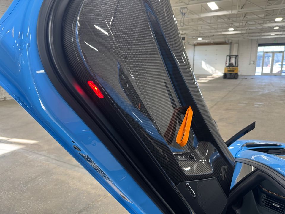 2020 LAMBORGHINI AVENTADOR