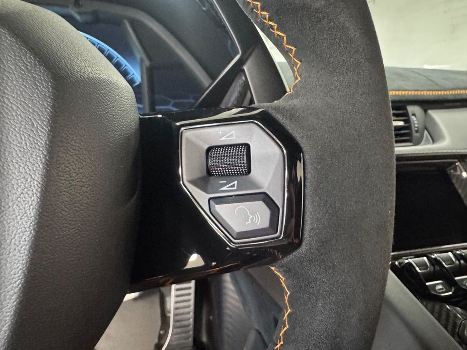 2020 LAMBORGHINI AVENTADOR