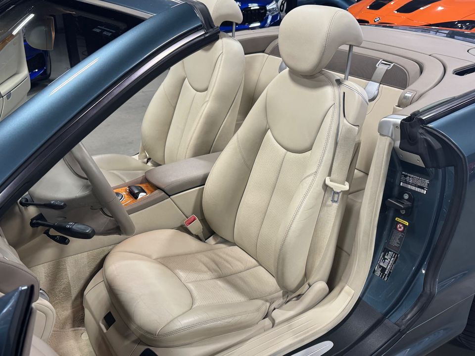 2004 Mercedes-Benz SL-CLASS