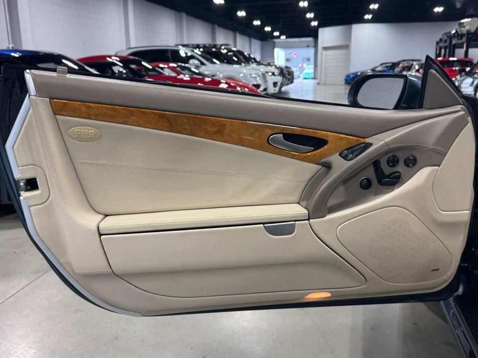2004 Mercedes-Benz SL-CLASS