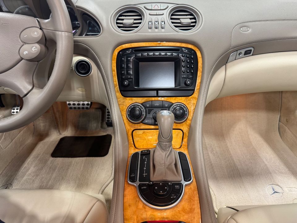 2004 Mercedes-Benz SL-CLASS
