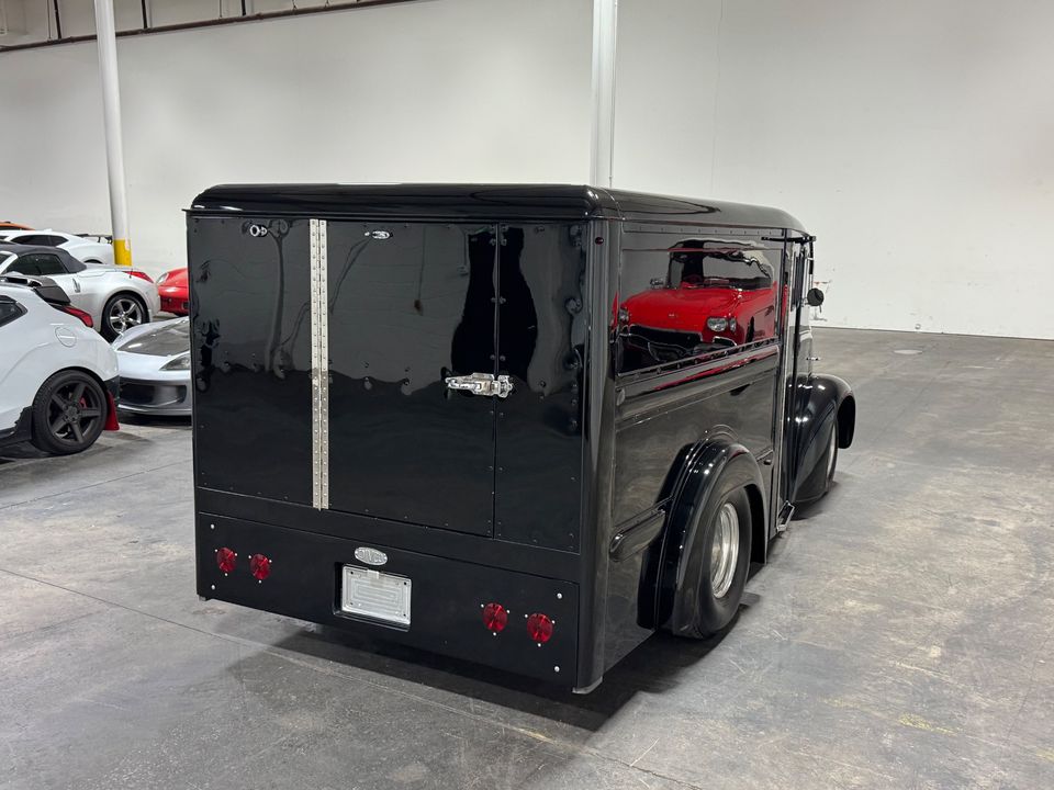 1964 DIVCO MILK TRUCK