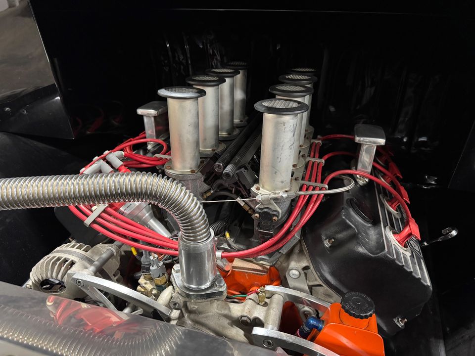1964 DIVCO MILK TRUCK