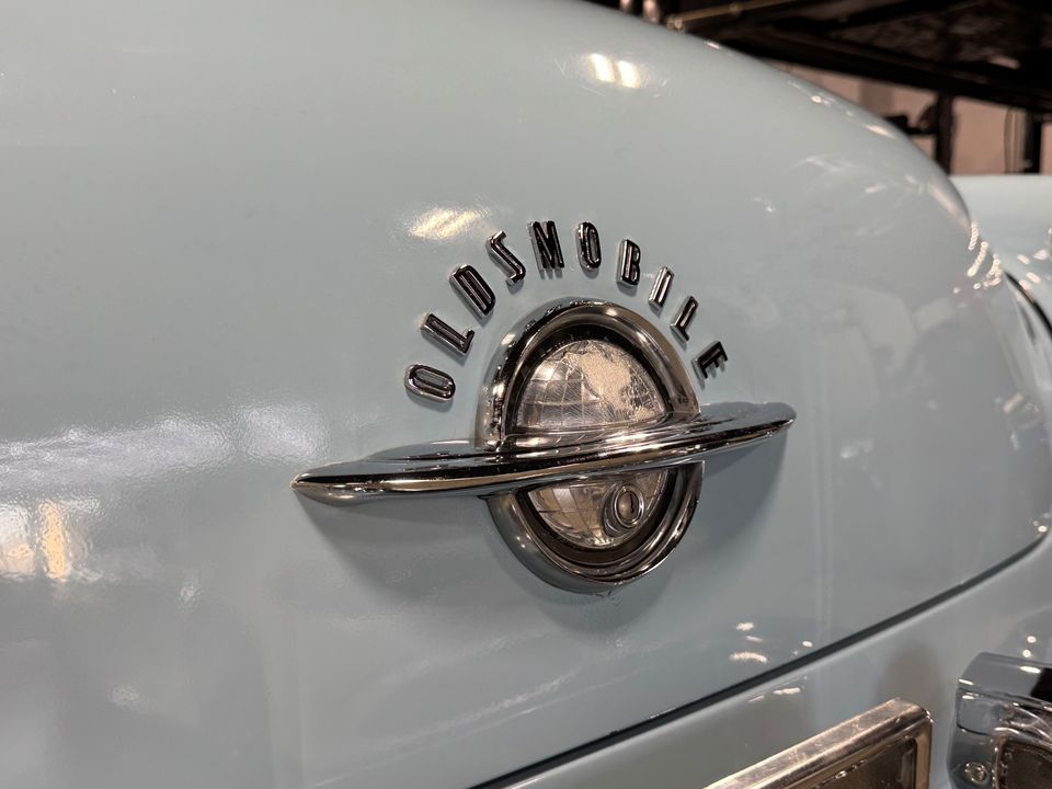 1952 OLDSMOBILE 98 CONVERTIBLE
