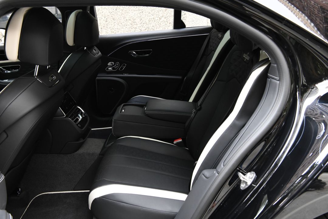 2025 Bentley Flying Spur