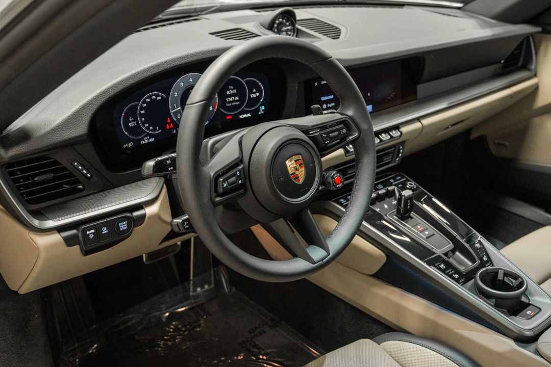 2025 Porsche 911