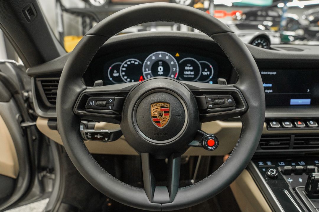 2025 Porsche 911