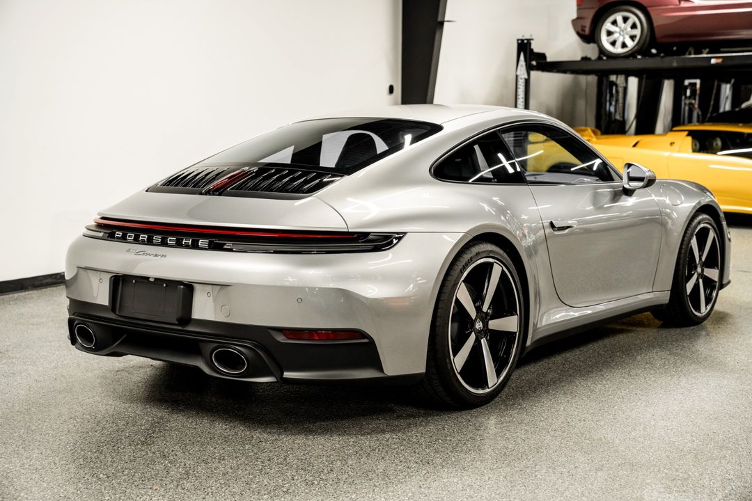 2025 Porsche 911
