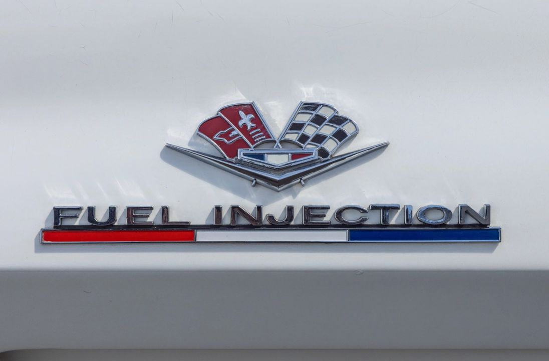 1963 CHEVROLET CORVETTE