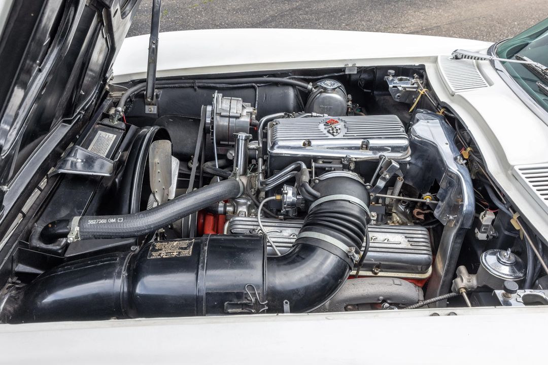 1963 CHEVROLET CORVETTE