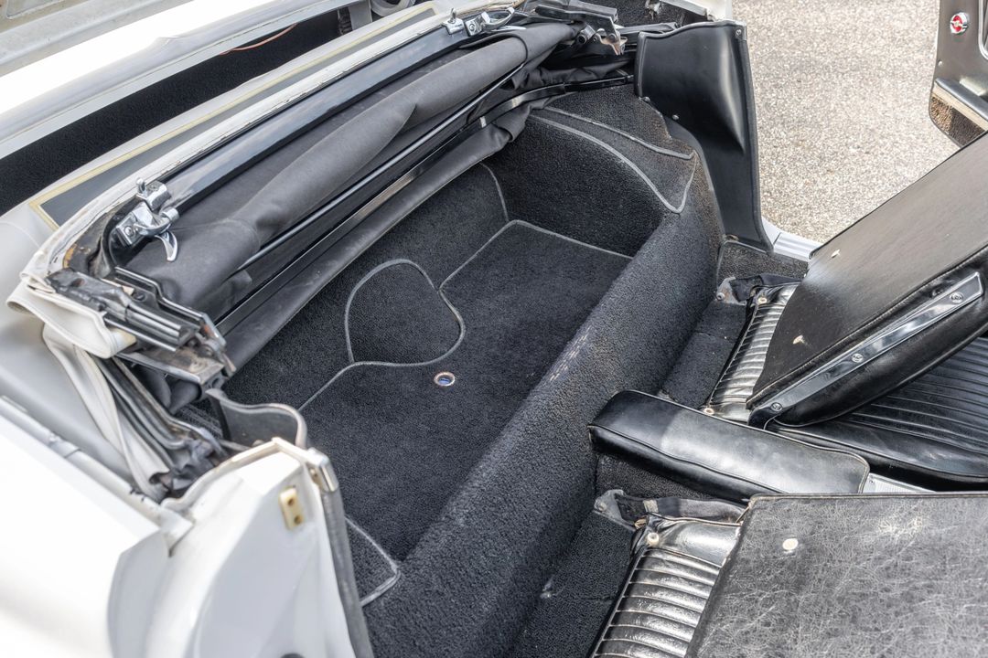 1963 CHEVROLET CORVETTE