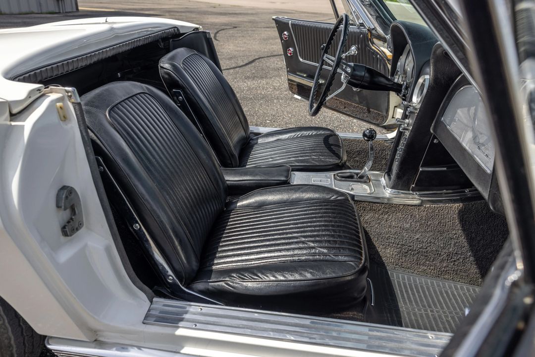 1963 CHEVROLET CORVETTE