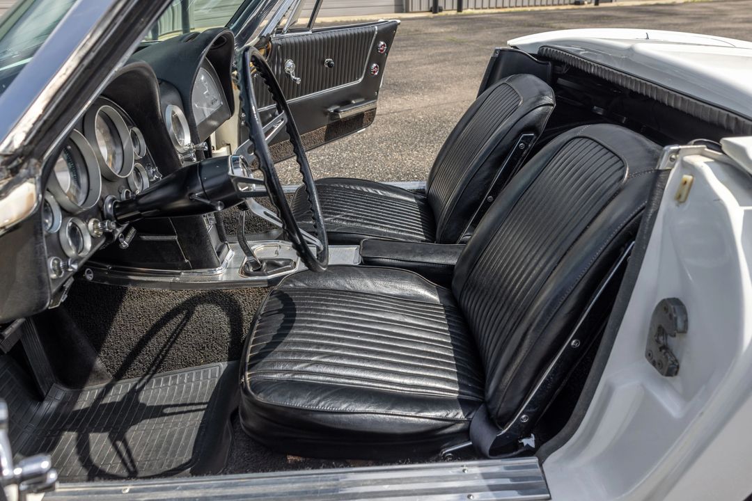 1963 CHEVROLET CORVETTE